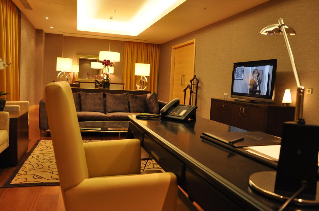 Hotel Grand Swiss Erbil Quarto foto